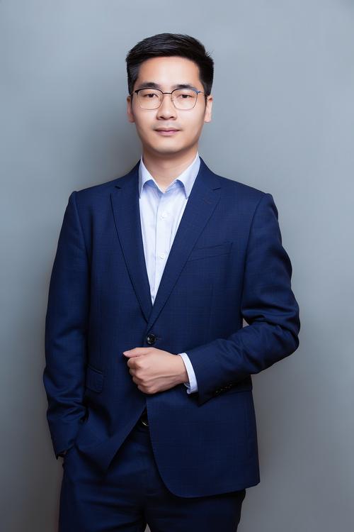 郑春 导演 & 创意总监